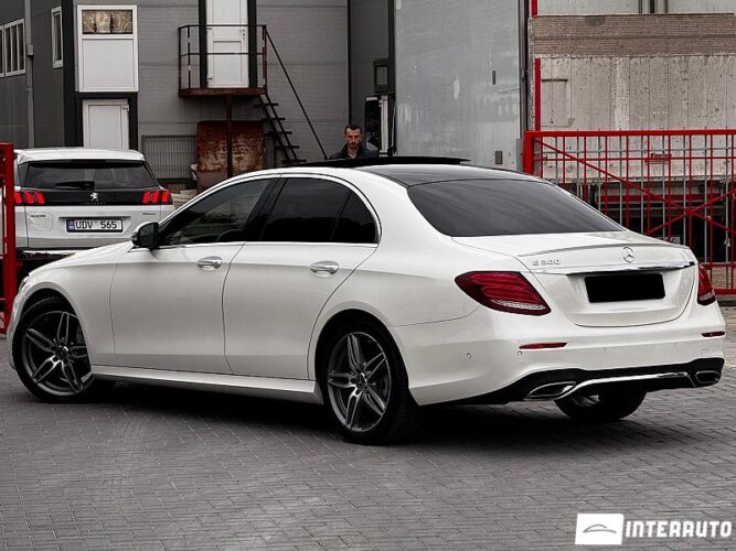 Mercedes E 300 36 interauto-car