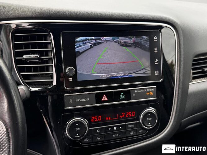 Mitsubishi Outlander 39 interauto-car
