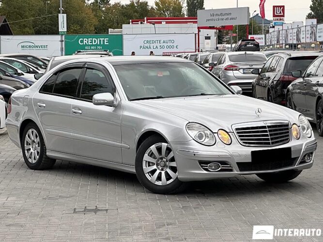 Mercedes E 220 29 interauto-car