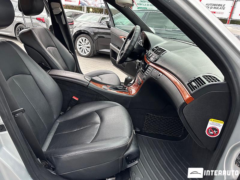Mercedes E 220 25 automobil-interauto