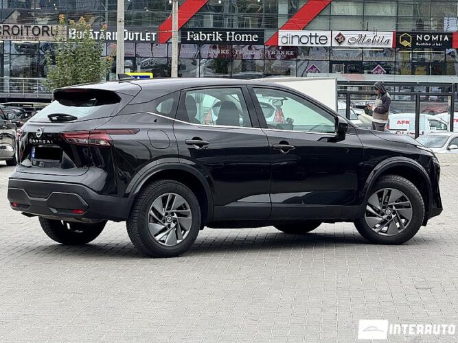 Nissan Qashqai 37 interauto-car