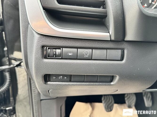 Nissan Qashqai 55 interauto-car