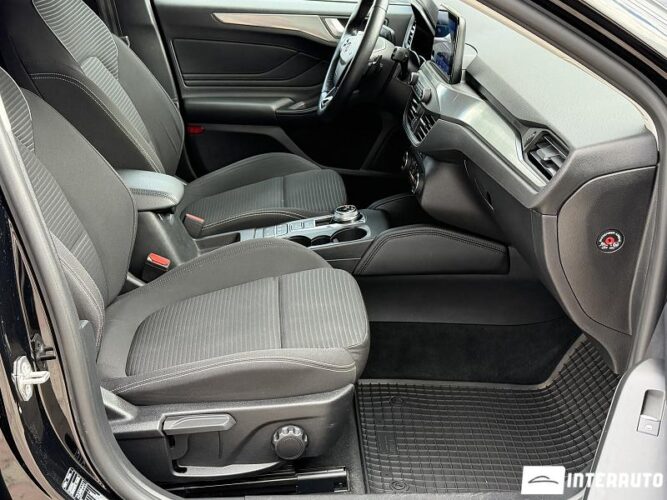 Ford Focus 49 interauto-car