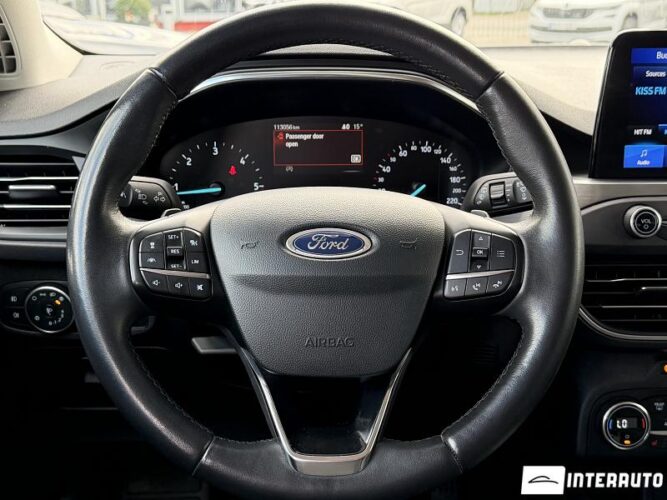 Ford Focus 44 interauto-car