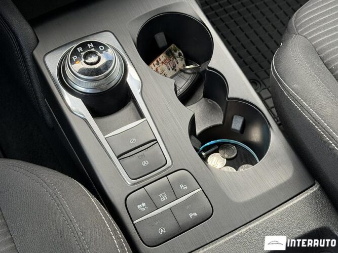 Ford Focus 48 interauto-car