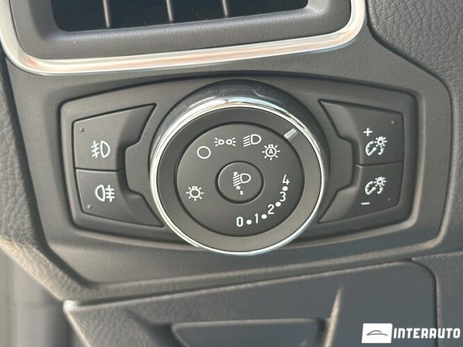 Ford Focus 45 interauto-car