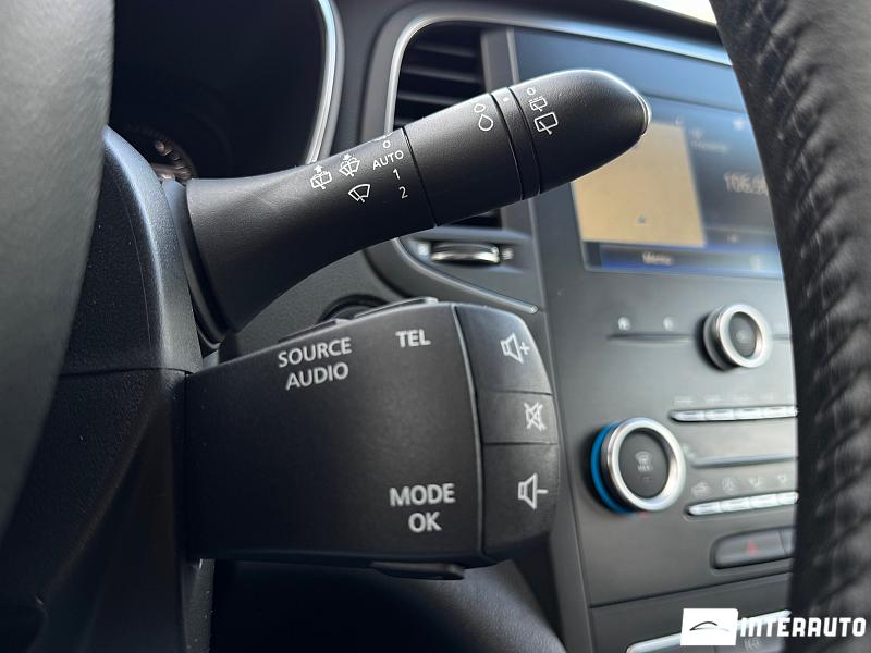 Renault Megane 23 automobil-interauto