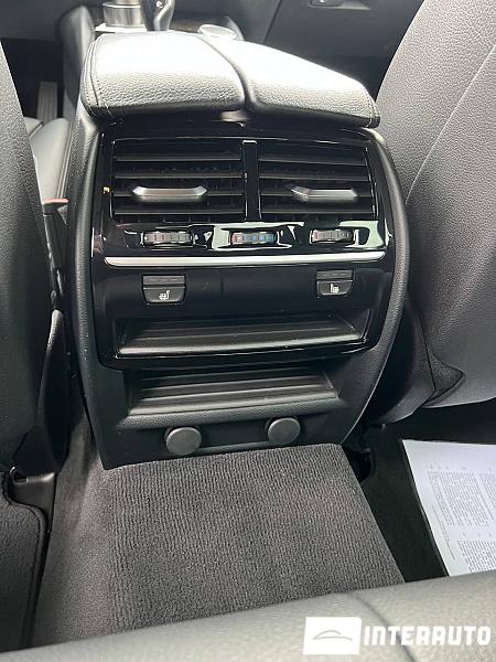 BMW 530e 33 automobil-interauto