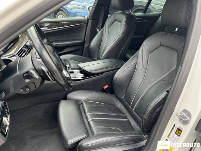 BMW 530e 46 interauto-car