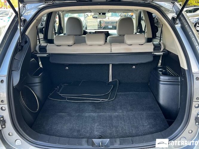 Mitsubishi Outlander 51 interauto-car