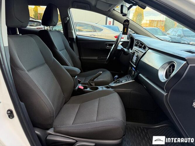 Toyota Auris 40 interauto-car