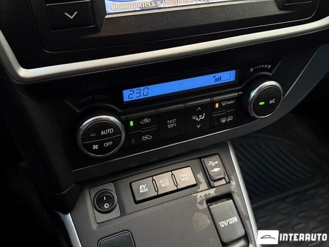 Toyota Auris 39 interauto-car