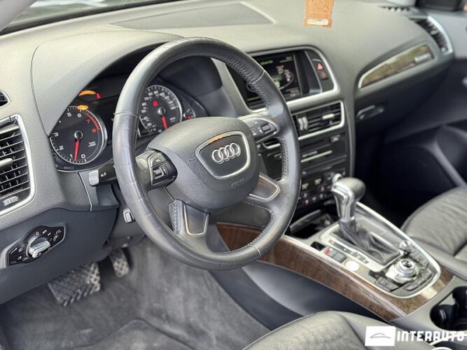 Audi Q5 38 interauto-car