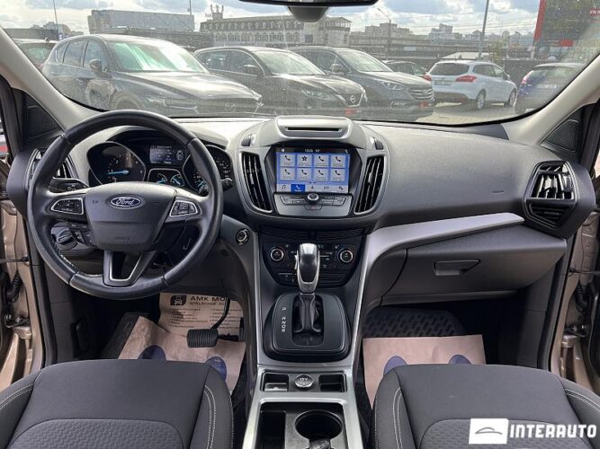 Ford Kuga 35 interauto-car