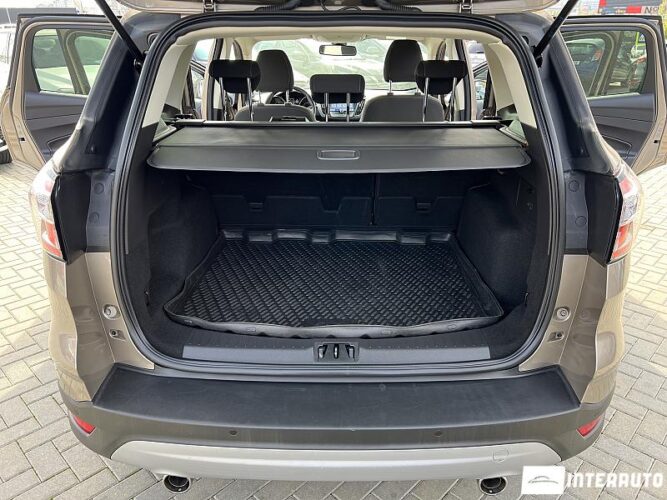 Ford Kuga 47 interauto-car