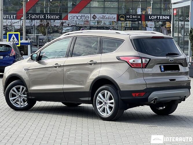 Ford Kuga 33 interauto-car