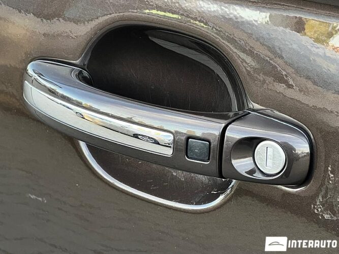 Audi Q7 37 interauto-car