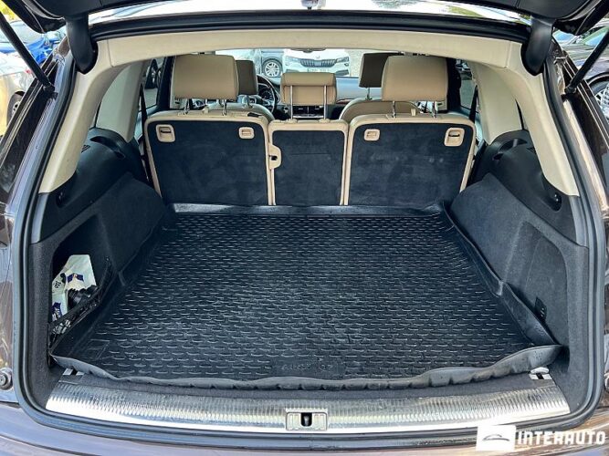 Audi Q7 52 interauto-car