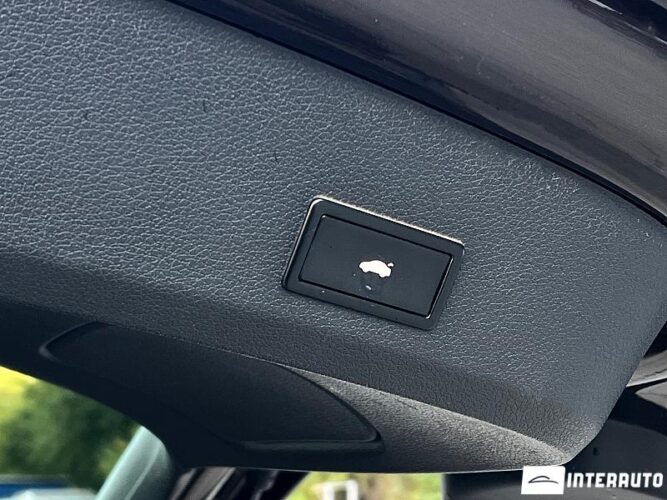 Audi Q7 53 interauto-car