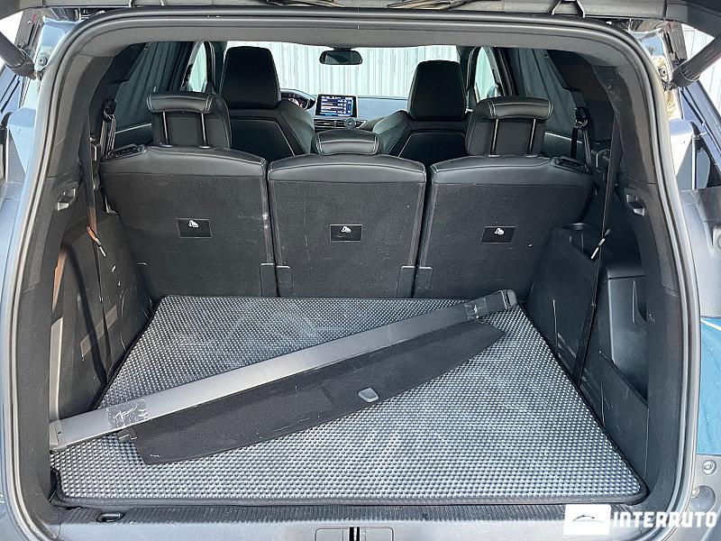 Peugeot 5008 25 automobil-interauto