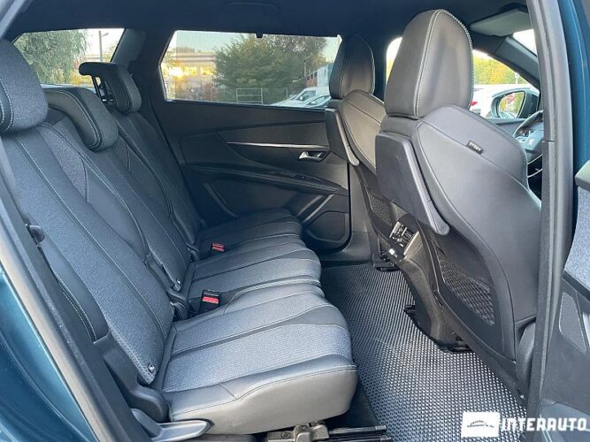 Peugeot 5008 40 interauto-car