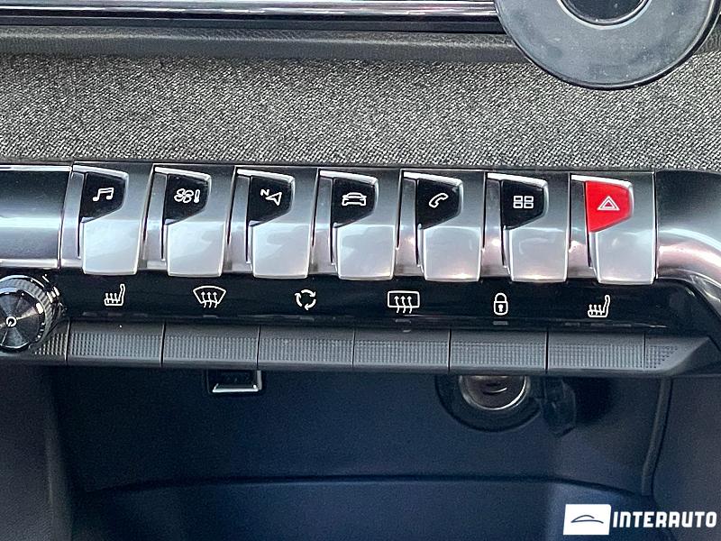 Peugeot 5008 21 automobil-interauto