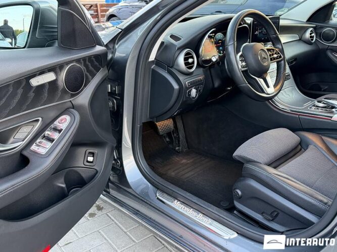 Mercedes C 300de 37 interauto-car