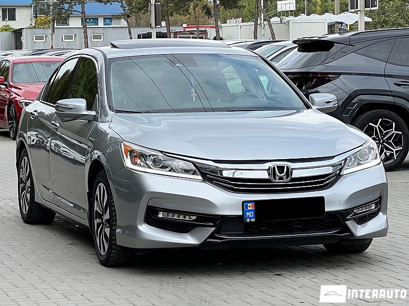 Honda Accord 13 automobil-interauto