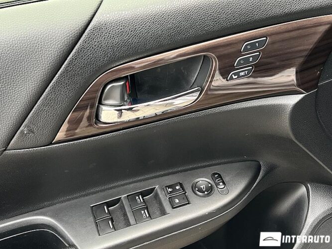 Honda Accord 35 interauto-car