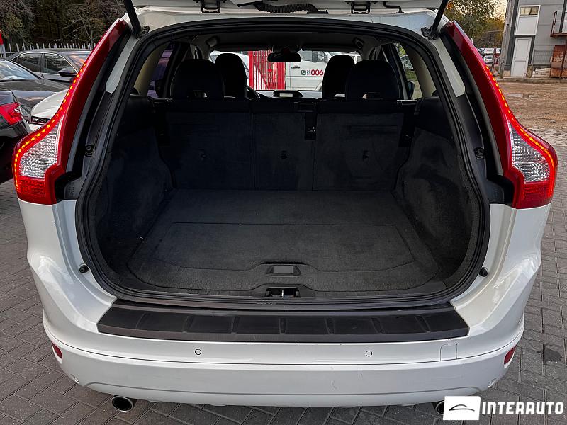 Volvo XC 60 26 automobil-interauto