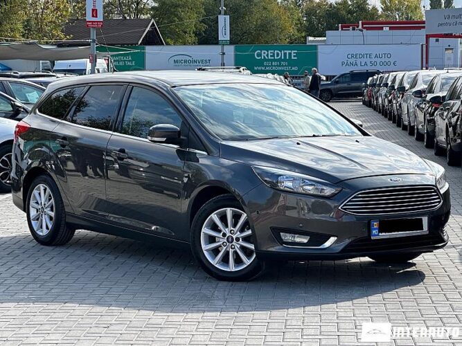 Ford Focus 32 interauto-car