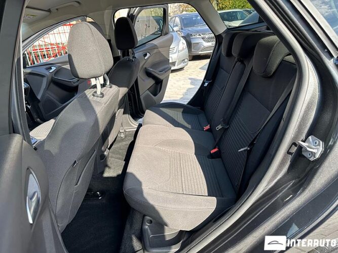 Ford Focus 44 interauto-car