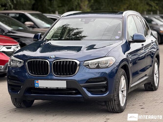 BMW X3 3.0e 29 interauto-car