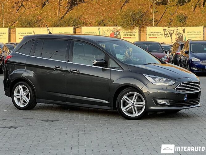 Ford Grand C-MAX 31 interauto-car