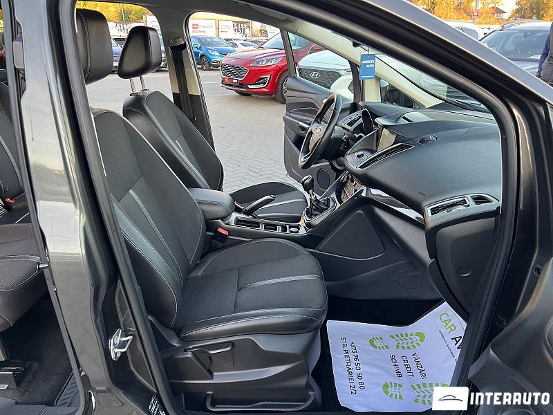 Ford Grand C-MAX 26 automobil-interauto