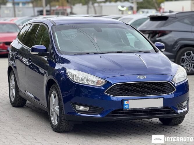 Ford Focus 29 interauto-car