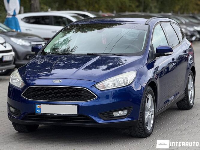 Ford Focus 27 interauto-car
