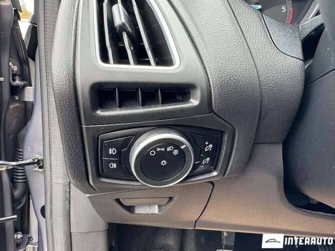 Ford Focus 45 interauto-car