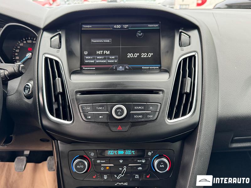 Ford Focus 21 automobil-interauto