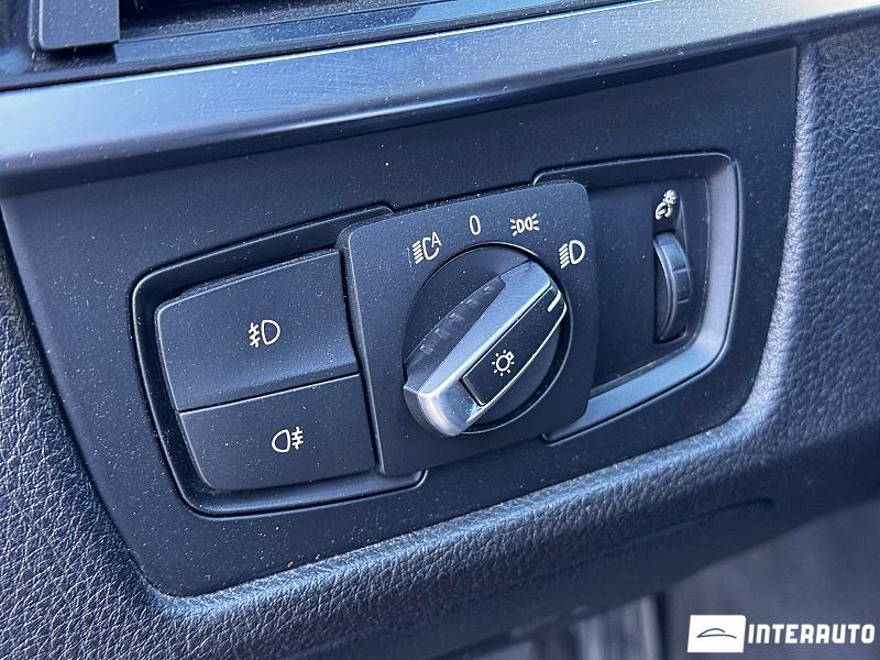 BMW 320 25 automobil-interauto