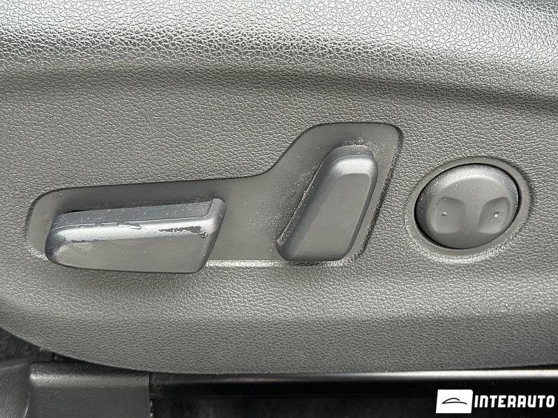 Hyundai Tucson 32 automobil-interauto