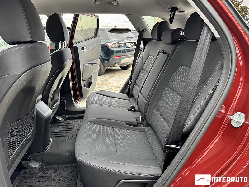Hyundai Tucson 24 automobil-interauto