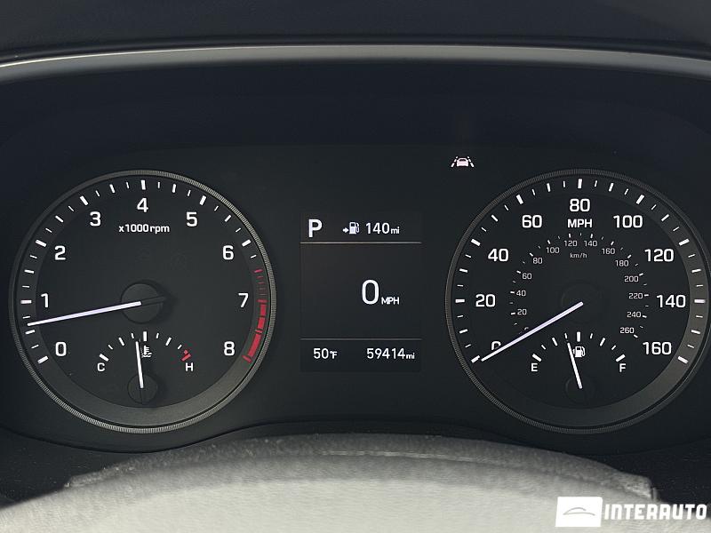 Hyundai Tucson 18 automobil-interauto