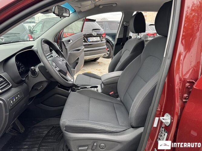 Hyundai Tucson 38 interauto-car