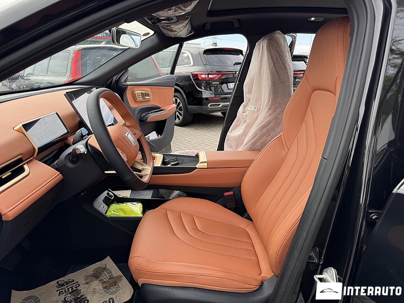 Neta X 15 automobil-interauto