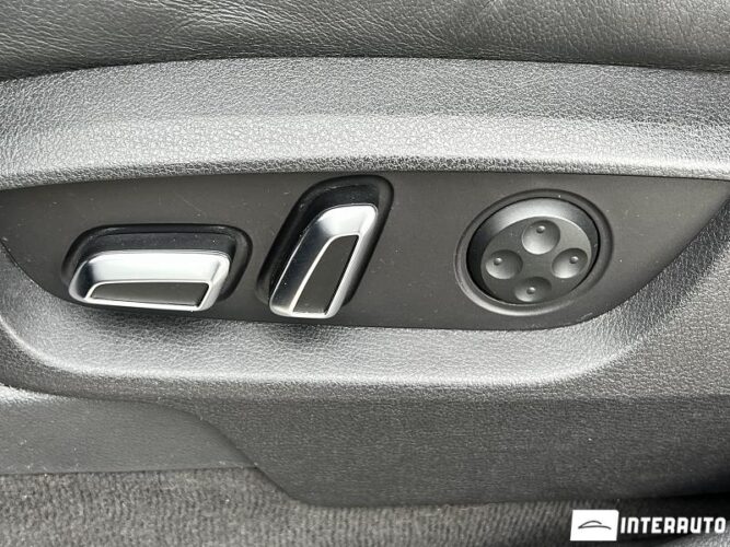 Audi Q7 47 interauto-car
