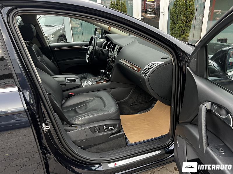 Audi Q7 17 automobil-interauto