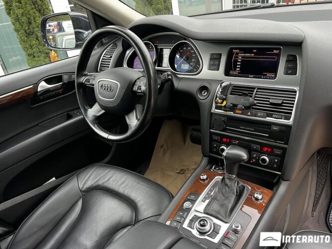 Audi Q7 36 interauto-car