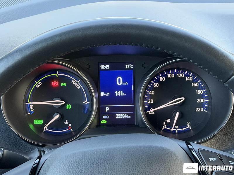 Toyota C-HR 23 automobil-interauto