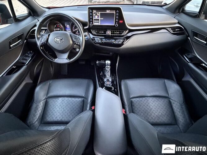 Toyota C-HR 39 interauto-car